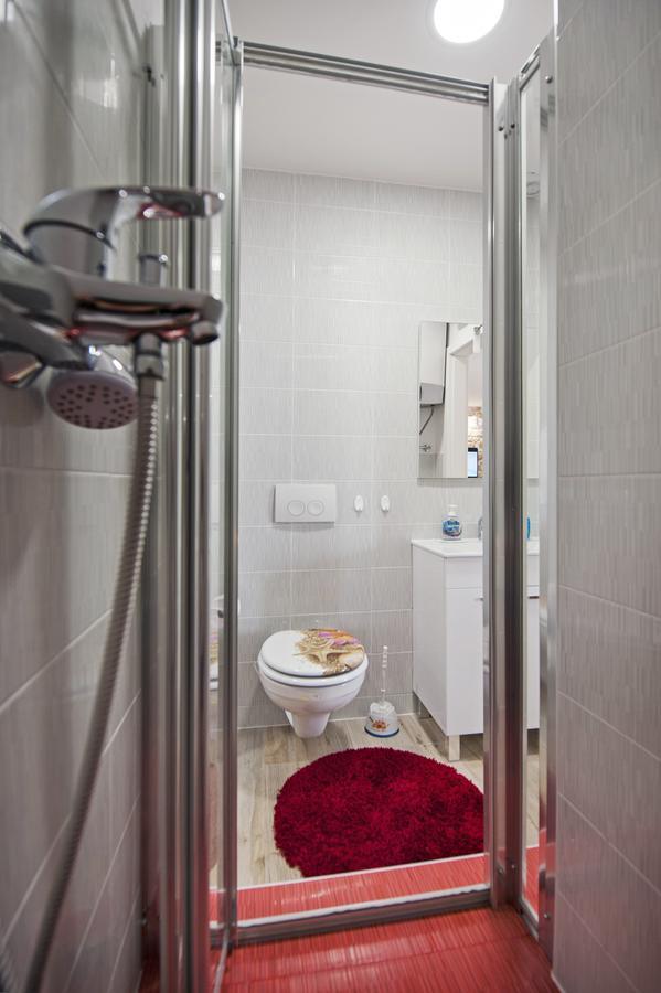 La Svalba Rooms & Studios Ровинь Экстерьер фото